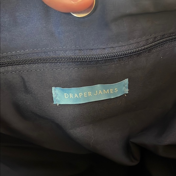 Elegant Draper James Summer Straw Bag with Blue Floral Scarf - Picture 6 of 7